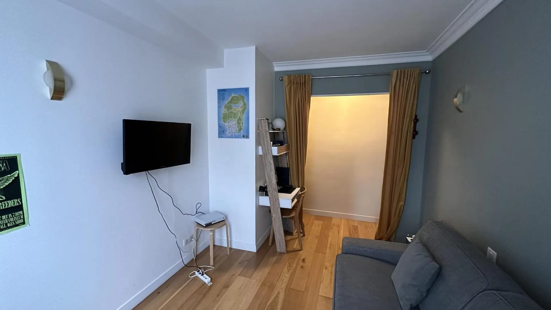 Beautiful T2 With Balcony - Near Parc Clichy * 巴黎